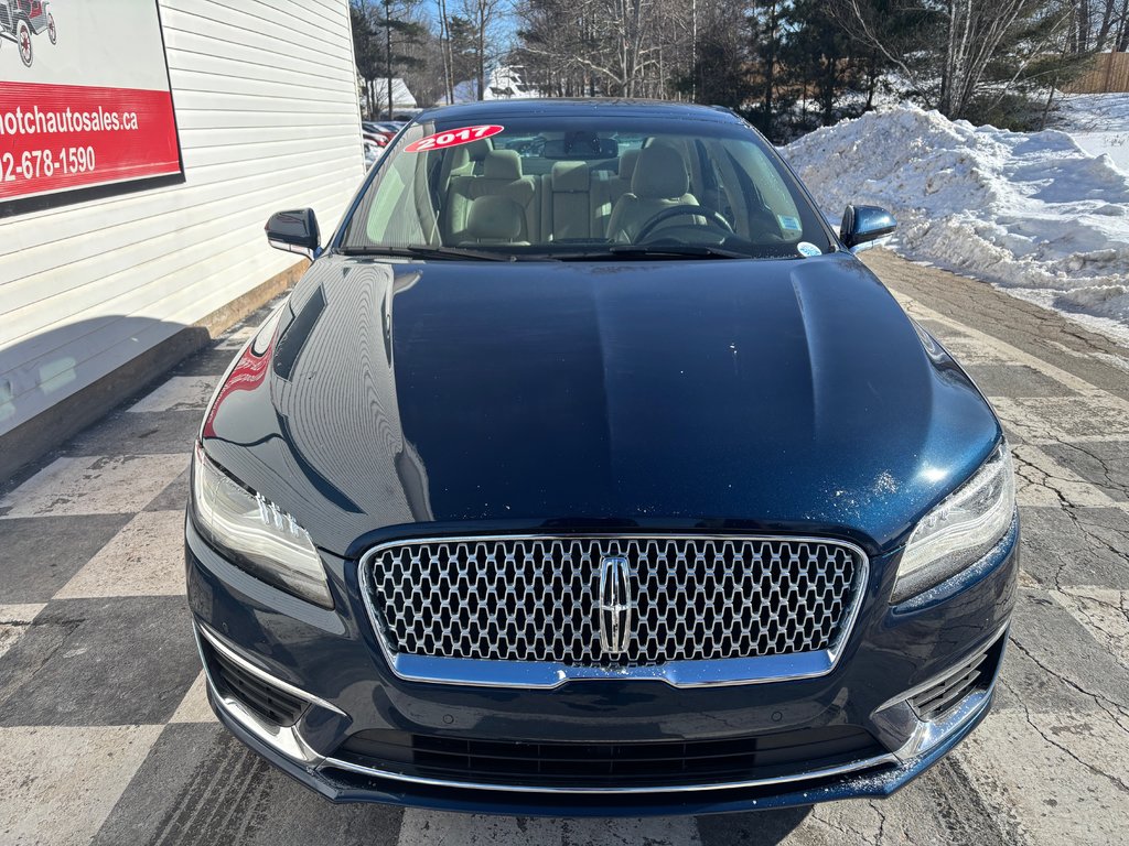 2017 Lincoln MKZ Reserve - cooling seats, reverse camera, sunroof in COLDBROOK, Nova Scotia - 2 - w1024h768px