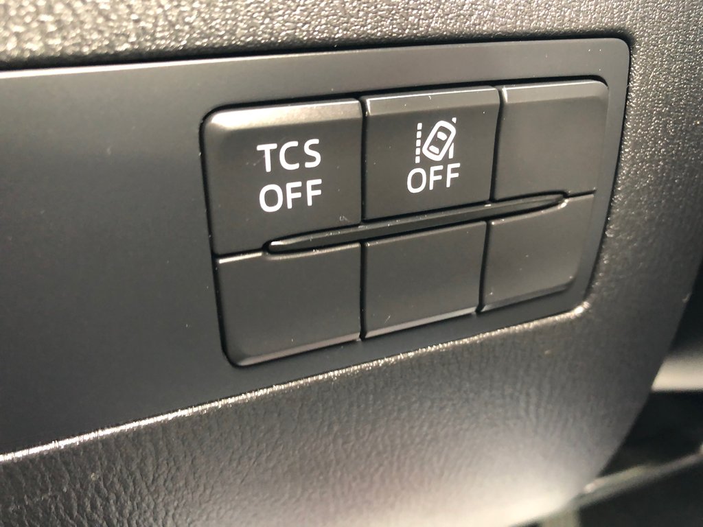 2020 Mazda CX-3 GT - reverse camera, hands free, cruise control in COLDBROOK, Nova Scotia - 8 - w1024h768px