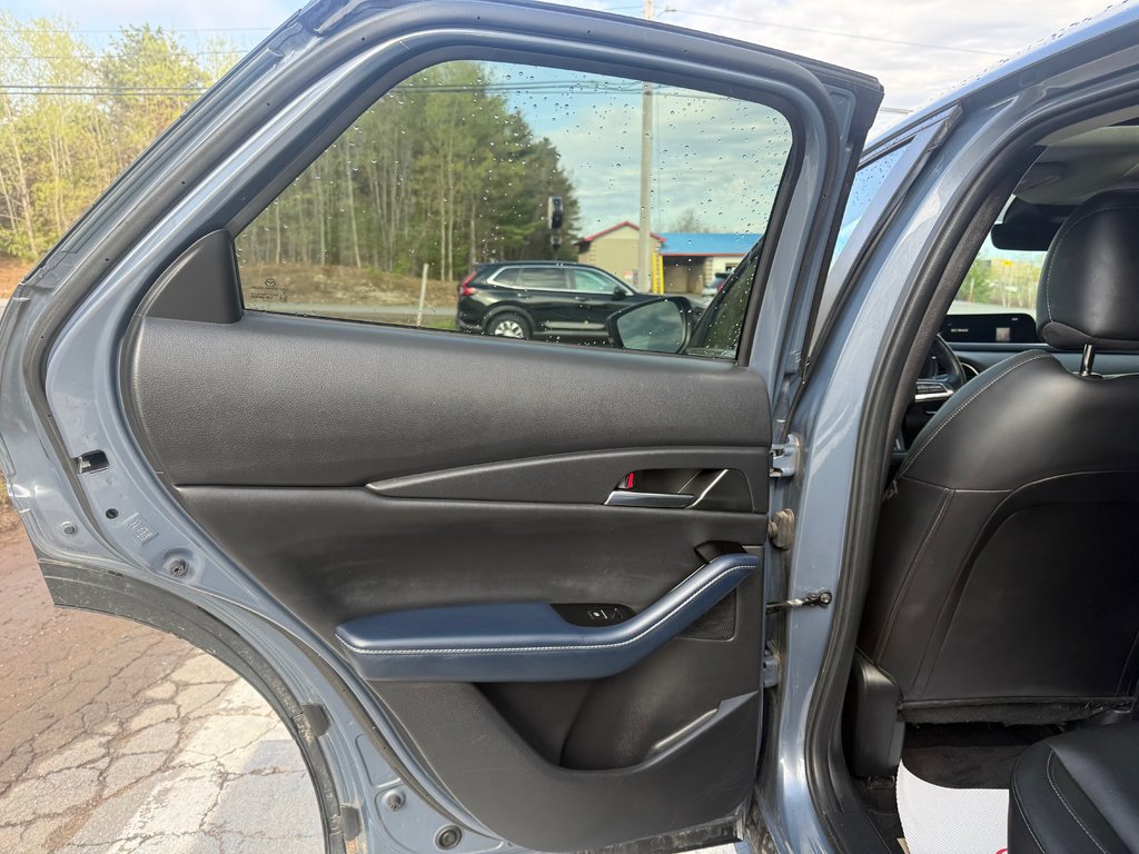 2021 Mazda CX-30 GS, keyless entry, backup camera, Bluetooth in COLDBROOK, Nova Scotia - 14 - w1024h768px