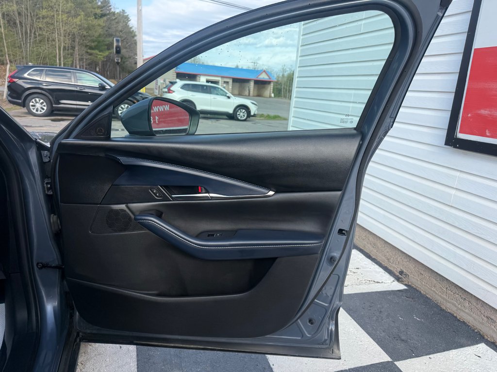 2021 Mazda CX-30 GS, keyless entry, backup camera, Bluetooth in COLDBROOK, Nova Scotia - 19 - w1024h768px