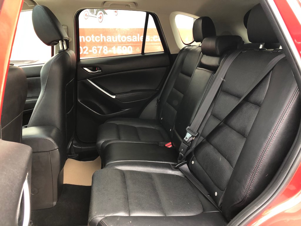 2016 Mazda CX-5 GT - Sunroof, Reverse Camera, Leather Seats in COLDBROOK, Nova Scotia - 23 - w1024h768px