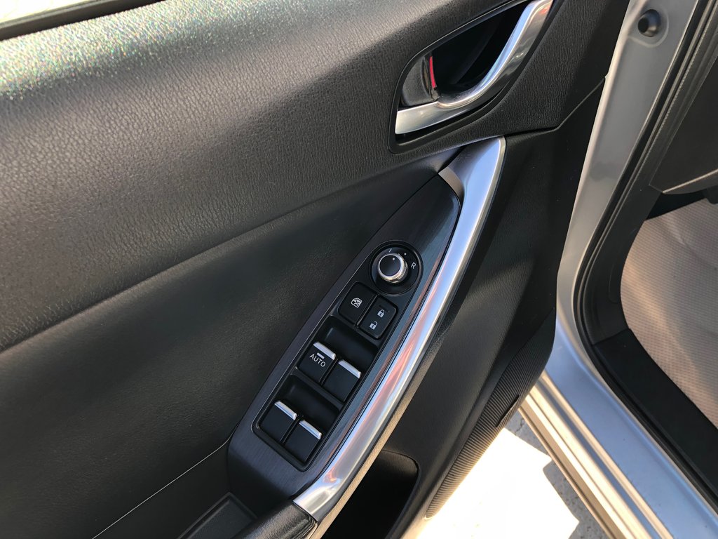 2016 Mazda CX-5 GT - Sunroof, Power Seats, Push Start, AC in COLDBROOK, Nova Scotia - 8 - w1024h768px