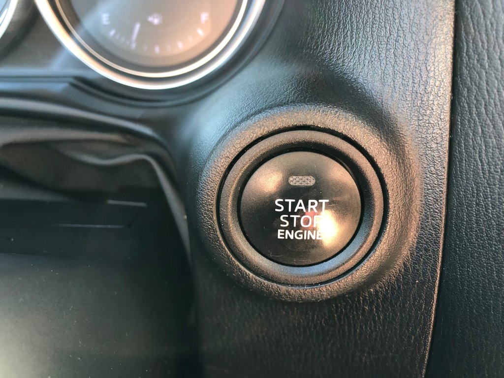 2016 Mazda CX-5 GT - Sunroof, Power Seats, Push Start, AC in COLDBROOK, Nova Scotia - 12 - w1024h768px