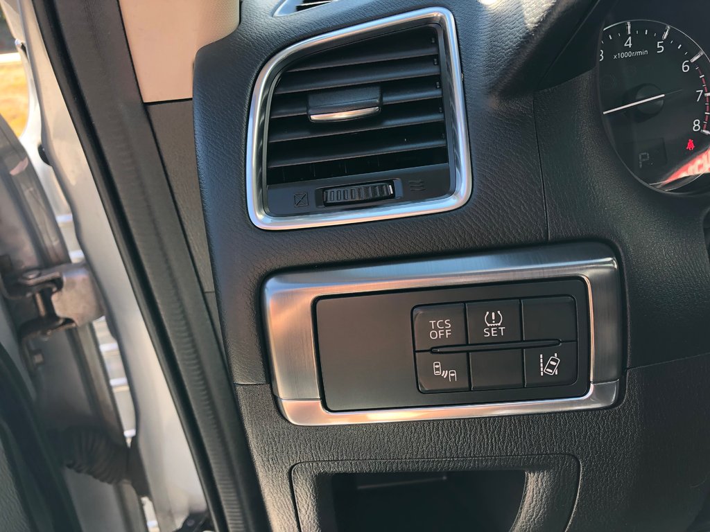2016 Mazda CX-5 GT - Sunroof, Power Seats, Push Start, AC in COLDBROOK, Nova Scotia - 9 - w1024h768px