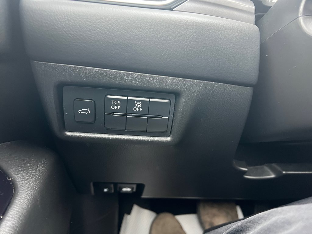 CX-5 GS - AWD, Leather, Heated seats, Sunroof, Alloys 2020 à Kentville, Nouvelle-Écosse - 8 - w1024h768px