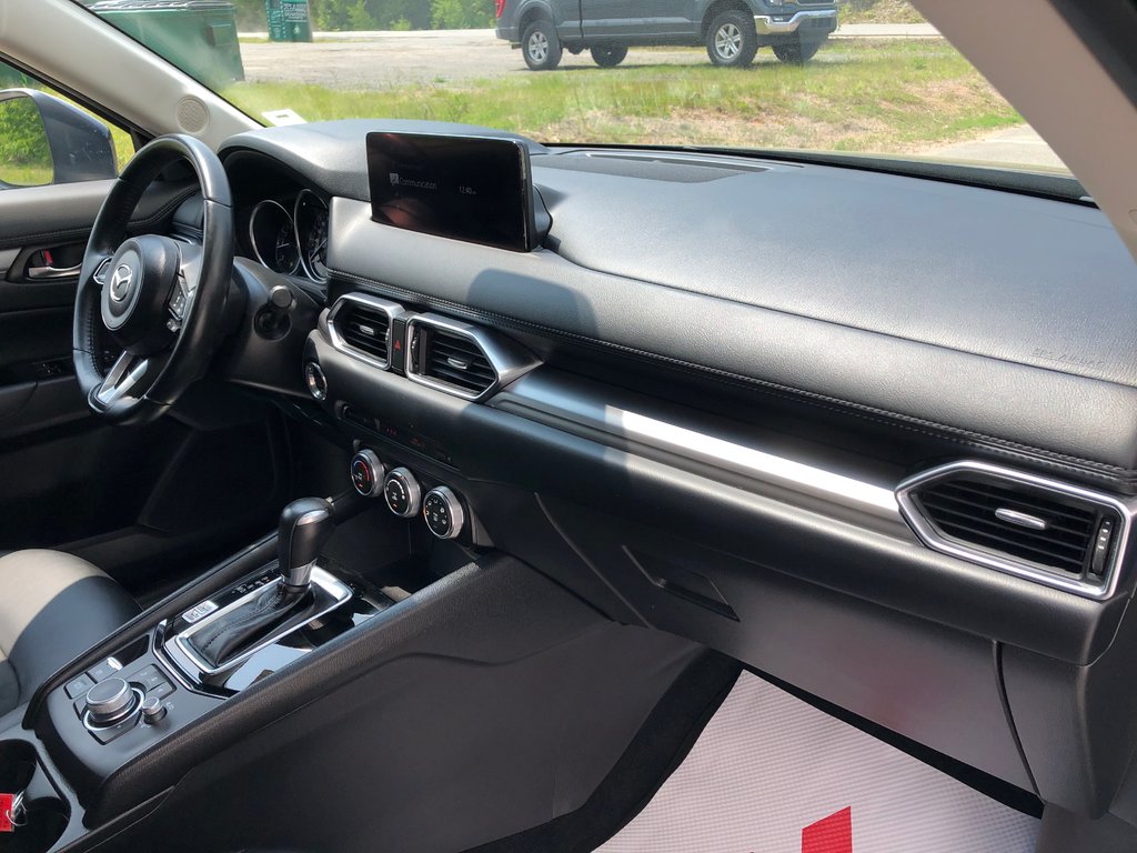 2021 Mazda CX-5 GS - sunroof, heated seats, hands free, a/c in COLDBROOK, Nova Scotia - 25 - w1024h768px