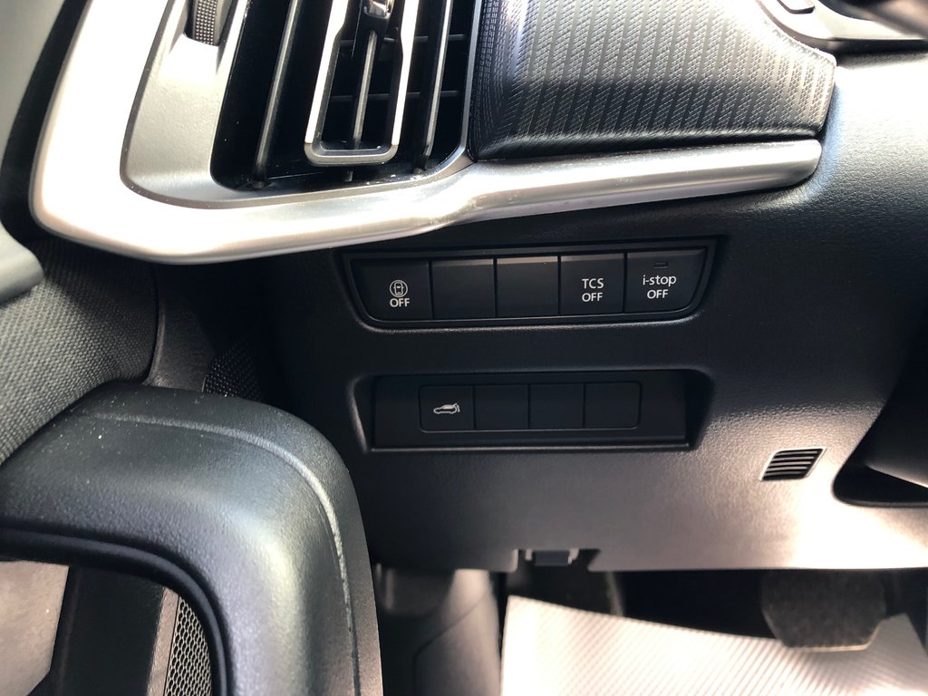 2024 Mazda CX-90 MHEV GS-L- 3.3L inline 6 braking assist, hands free in Kentville, Nova Scotia - 8 - w1024h768px