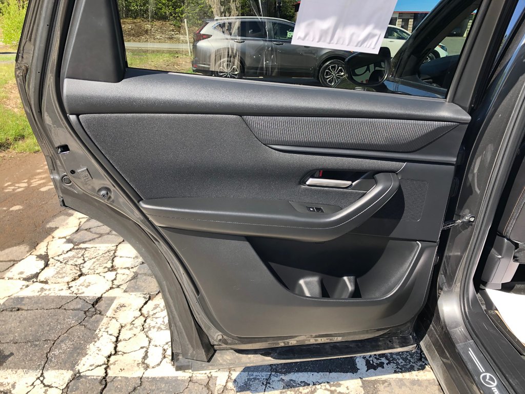 2024 Mazda CX-90 MHEV GS-L- 3.3L inline 6 braking assist, hands free in Kentville, Nova Scotia - 20 - w1024h768px