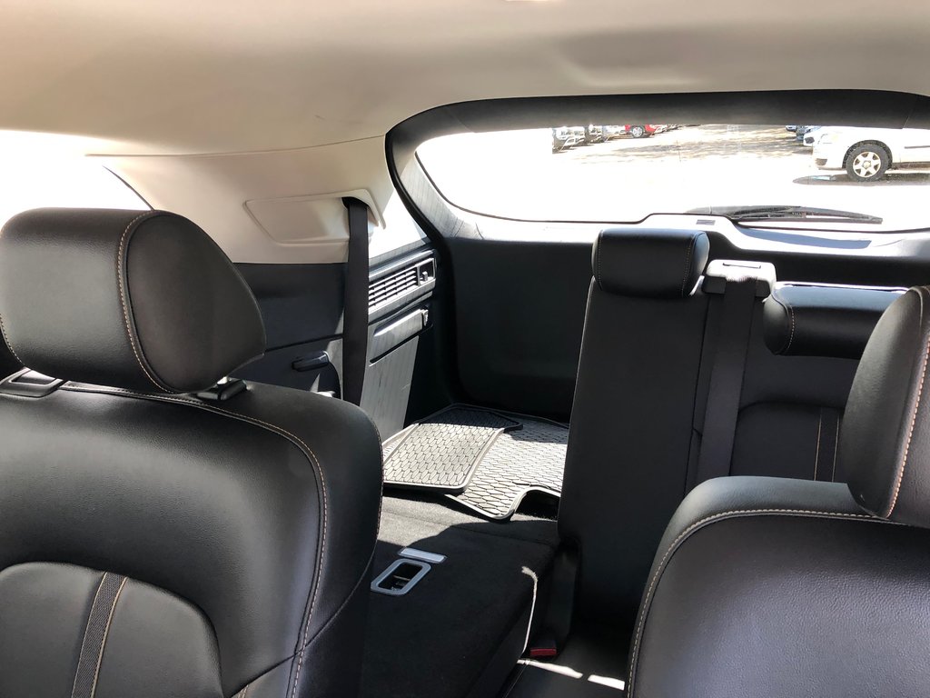 2024 Mazda CX-90 MHEV GS-L- 3.3L inline 6 braking assist, hands free in Kentville, Nova Scotia - 21 - w1024h768px