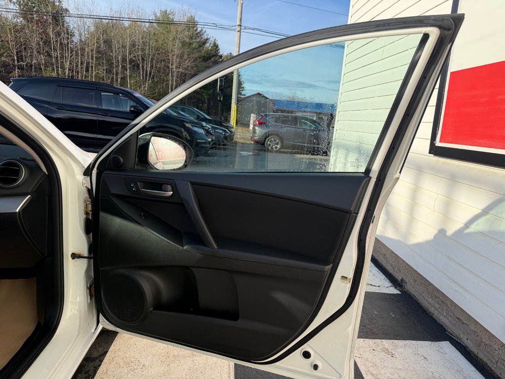 2013 Mazda MAZDA 3 GX, bucket seats in Kentville, Nova Scotia - 19 - w1024h768px