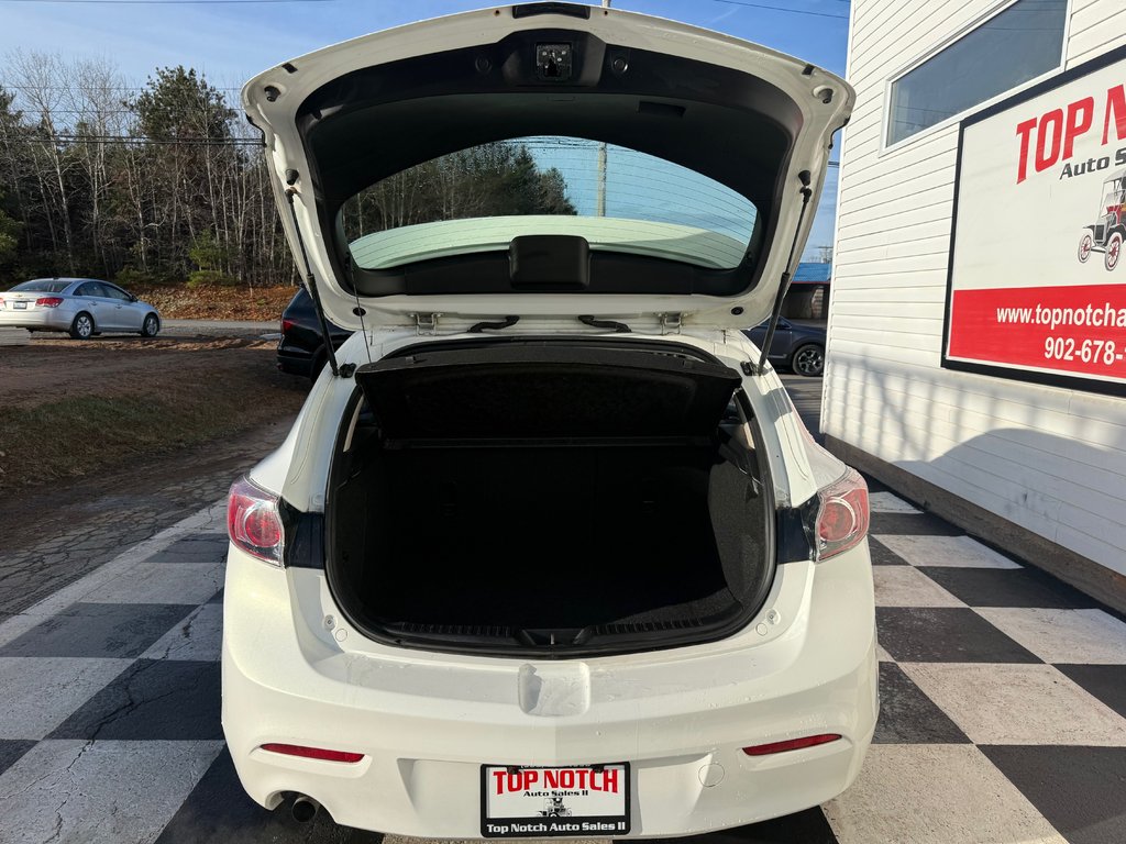 2013 Mazda MAZDA 3 GX, bucket seats in Kentville, Nova Scotia - 16 - w1024h768px