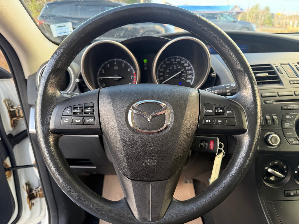 2013 Mazda MAZDA 3 GX, bucket seats in Kentville, Nova Scotia - 10 - w1024h768px