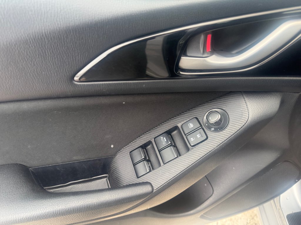 Mazda MAZDA3 SPORT Sport, keyless entry, backup camera, Bluetooth 2016 à COLDBROOK, Nouvelle-Écosse - 8 - w1024h768px