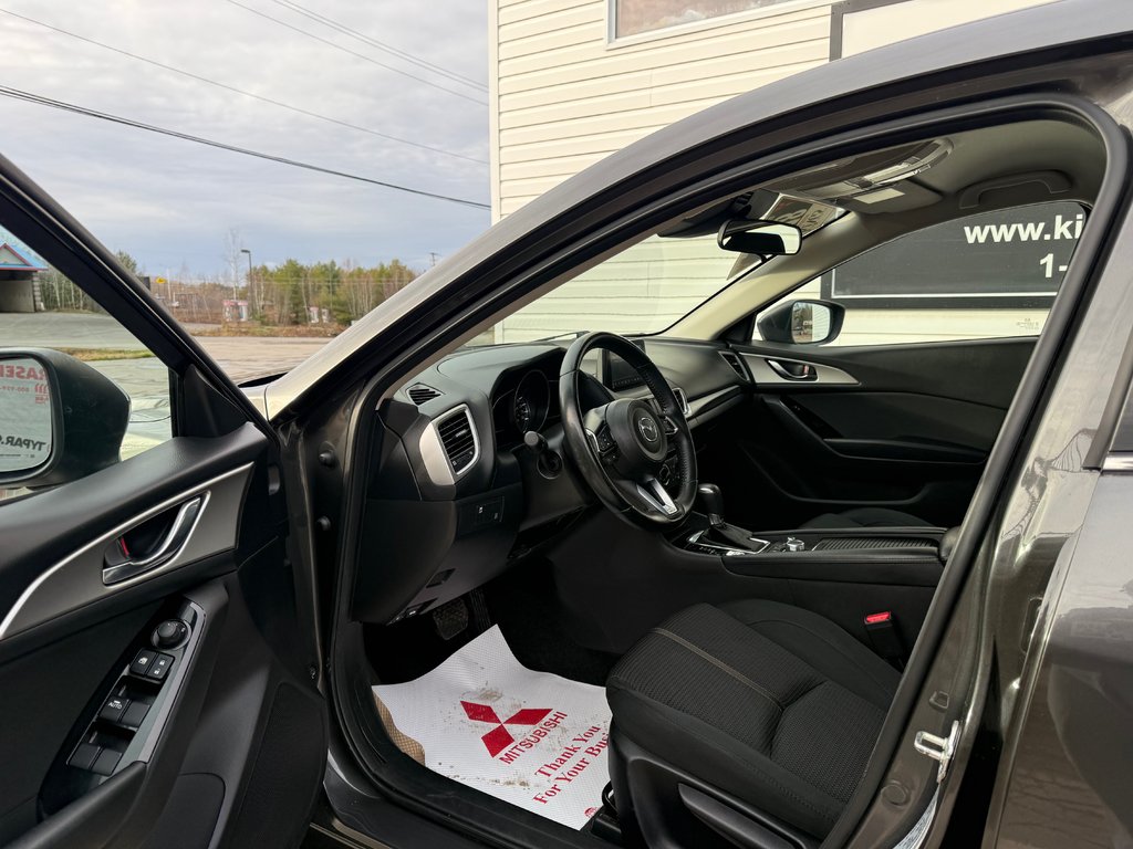 Mazda 3 Sport Sport, keyless entry, backup cam 2018 à Kentville, Nouvelle-Écosse - 9 - w1024h768px