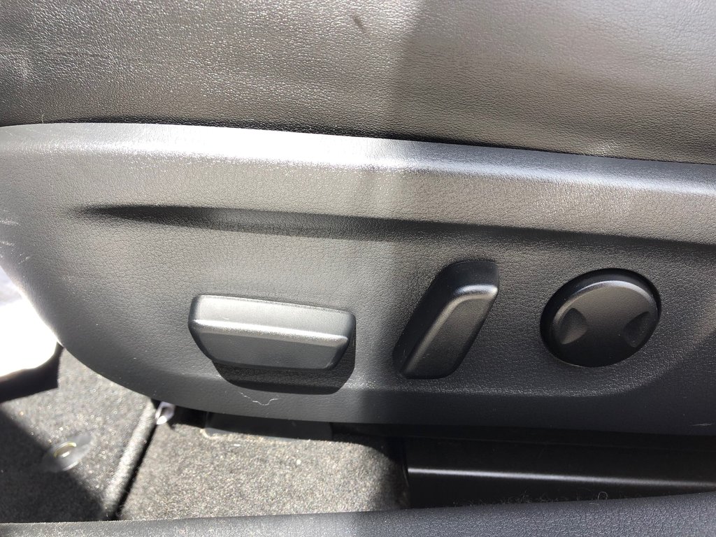 2021 Mazda 3 Sport GT - Top View Camera, Heated Steering Wheel & Seat in Kentville, Nova Scotia - 18 - w1024h768px