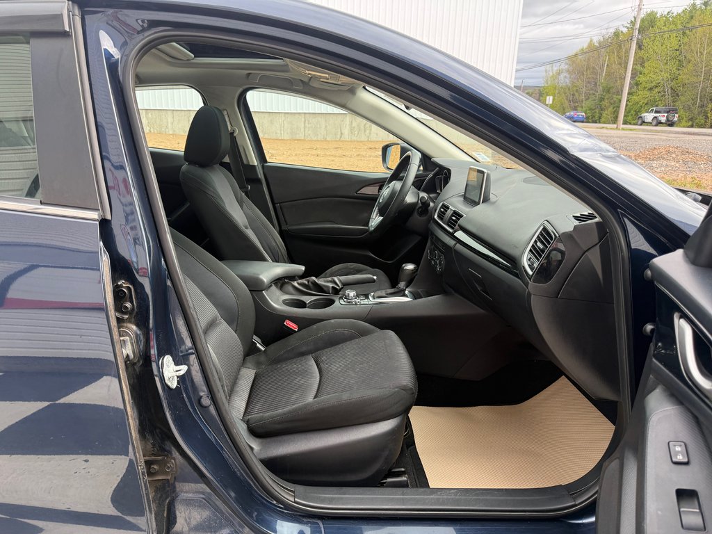 2014 Mazda MAZDA3 Touring, keyless entry, backup camera, Bluetooth in COLDBROOK, Nova Scotia - 20 - w1024h768px