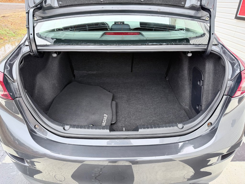 2015 Mazda MAZDA3 GS | Back-Up Camera, Keyless Start, CD/MP3 Player in COLDBROOK, Nova Scotia - 21 - w1024h768px