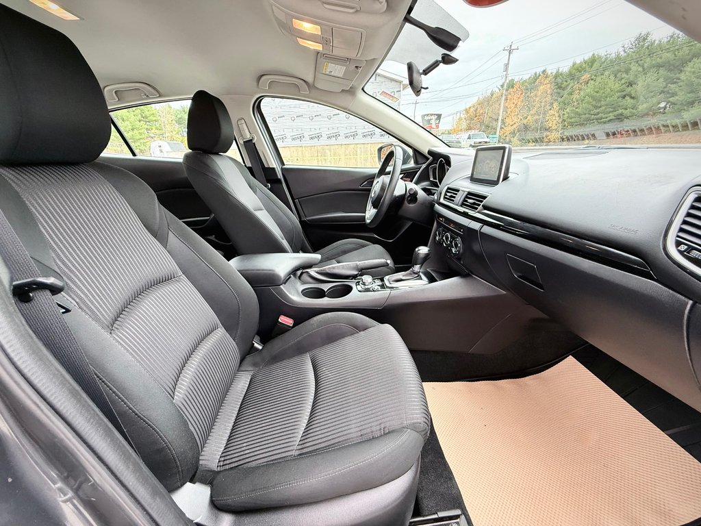 2015 Mazda MAZDA3 GS | Back-Up Camera, Keyless Start, CD/MP3 Player in COLDBROOK, Nova Scotia - 25 - w1024h768px