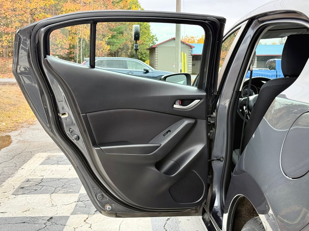 Mazda MAZDA3 GS | Back-Up Camera, Keyless Start, CD/MP3 Player 2015 à COLDBROOK, Nouvelle-Écosse - 19 - w1024h768px