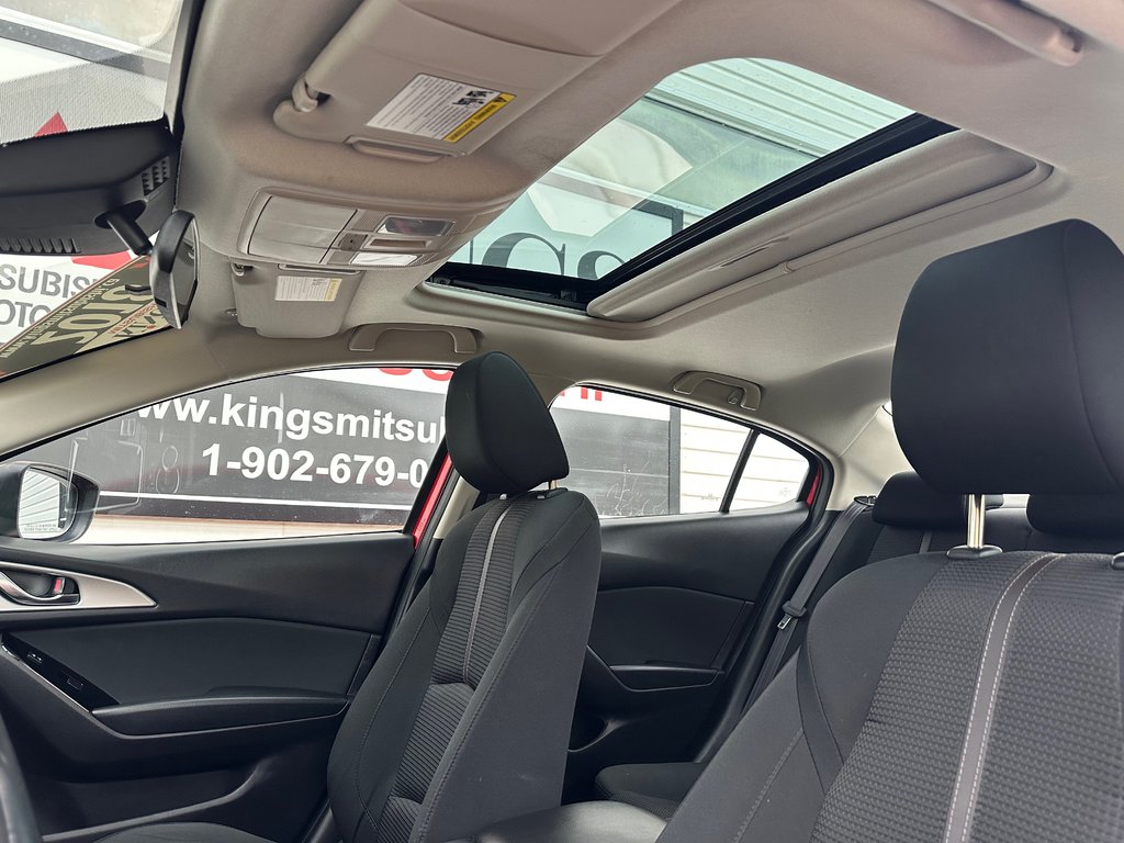 2018 Mazda 3 GS, Power Mirrors, Touchscreen, Sunroof in COLDBROOK, Nova Scotia - 18 - w1024h768px