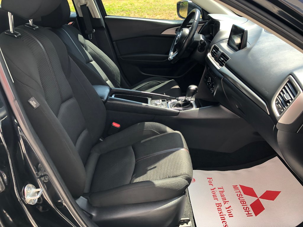2018 Mazda 3 GS, Aux, SD Card, USB Ports in COLDBROOK, Nova Scotia - 24 - w1024h768px