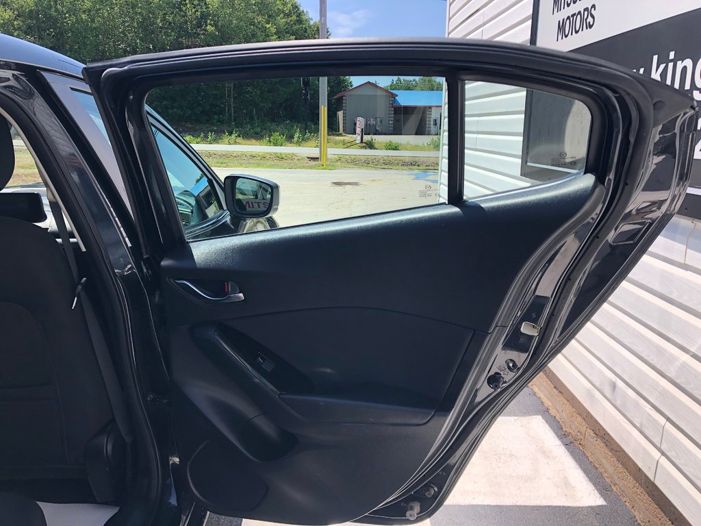 2018 Mazda 3 GS, Aux, SD Card, USB Ports in COLDBROOK, Nova Scotia - 22 - w1024h768px