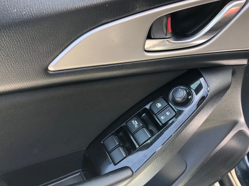 2018 Mazda 3 GS, Aux, SD Card, USB Ports in COLDBROOK, Nova Scotia - 9 - w1024h768px