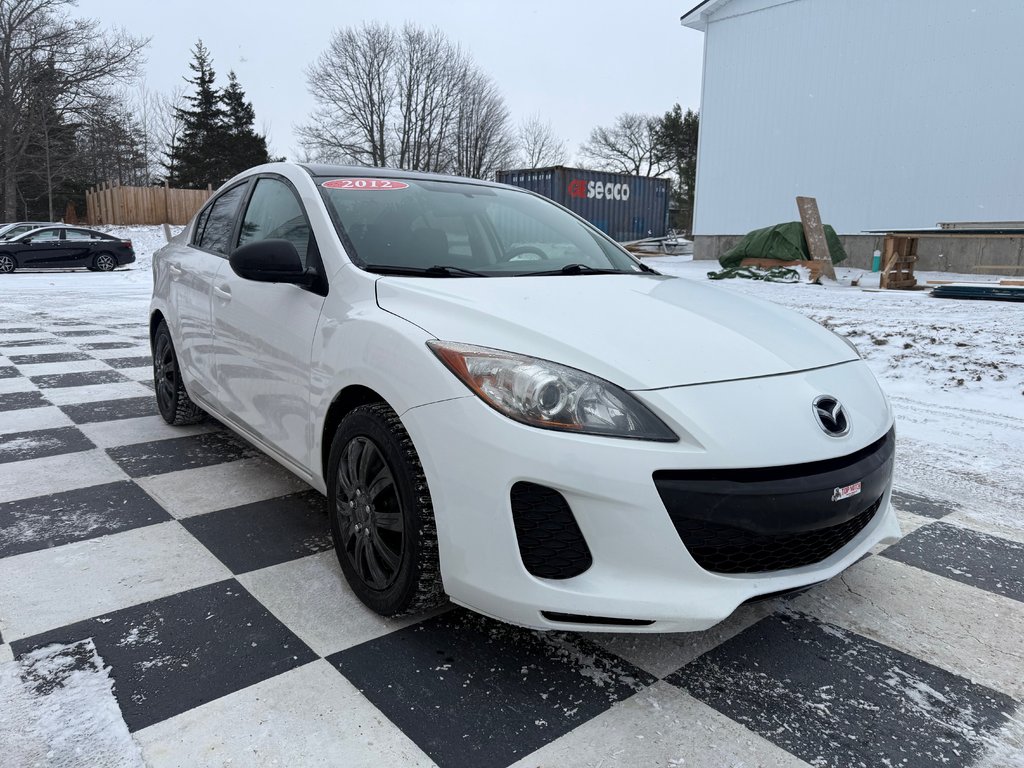 2012 Mazda MAZDA3I GX, Keyless entry, MP3, Cruise control in Kentville, Nova Scotia - 3 - w1024h768px