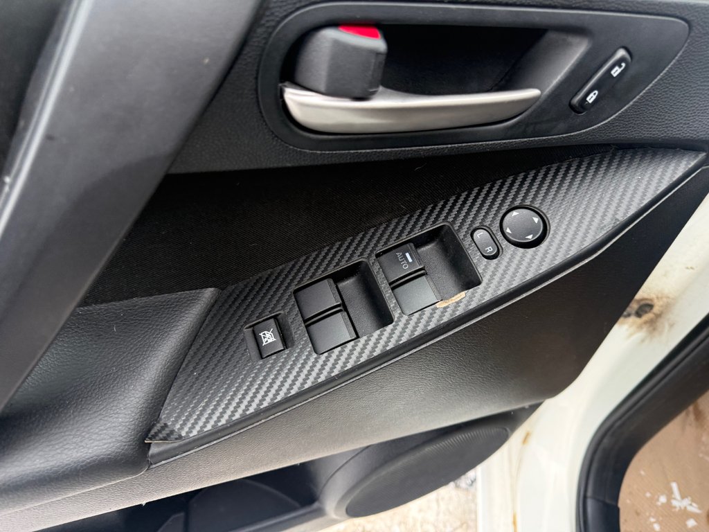 2012 Mazda MAZDA3I GX, Keyless entry, MP3, Cruise control in Kentville, Nova Scotia - 9 - w1024h768px