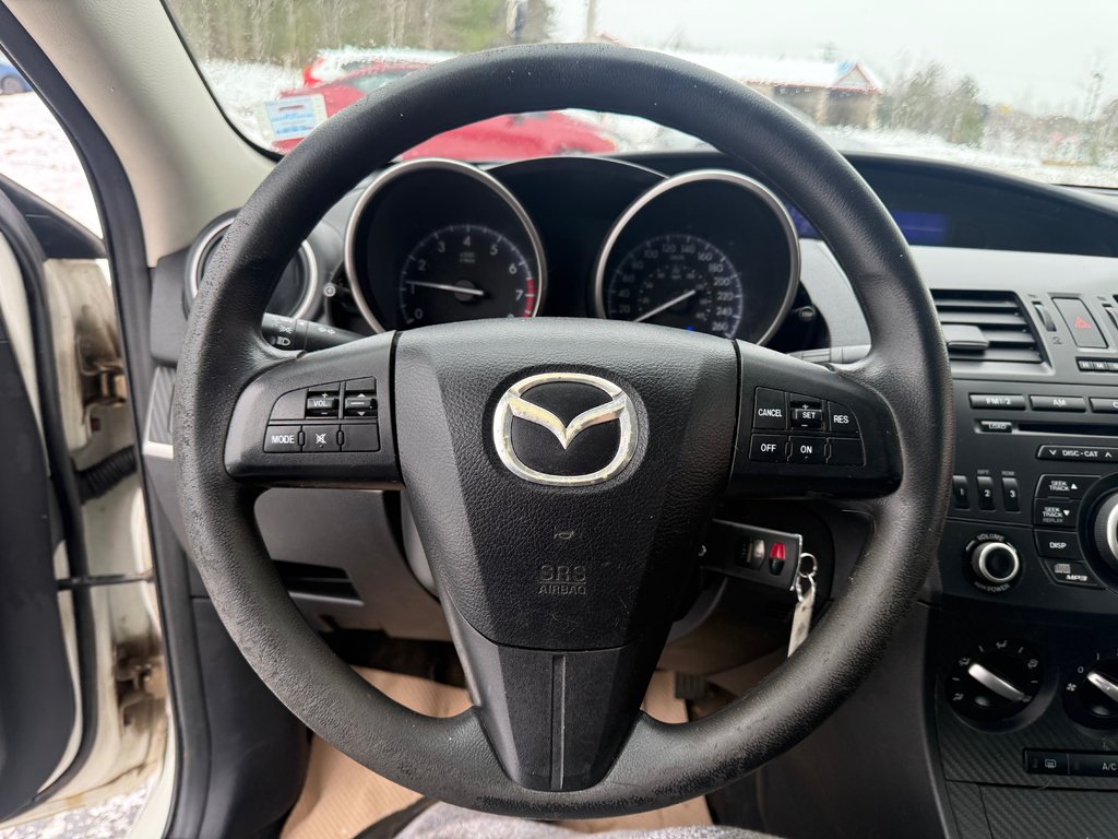 2012 Mazda MAZDA3I GX, Keyless entry, MP3, Cruise control in Kentville, Nova Scotia - 10 - w1024h768px