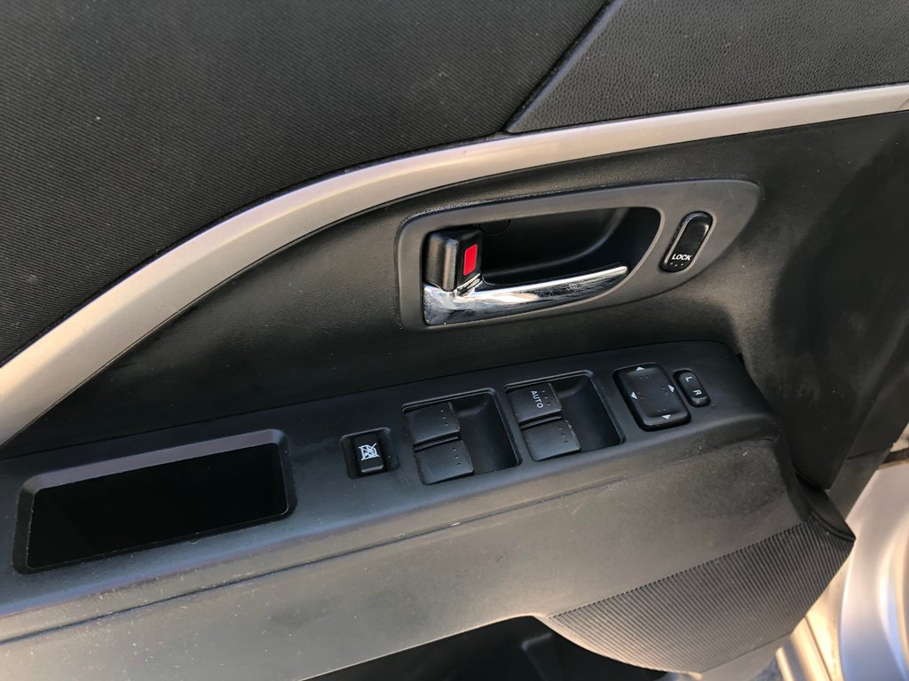 2014 Mazda 5 GS, CD Player, AM/FM Radio, 6 Seats in COLDBROOK, Nova Scotia - 8 - w1024h768px