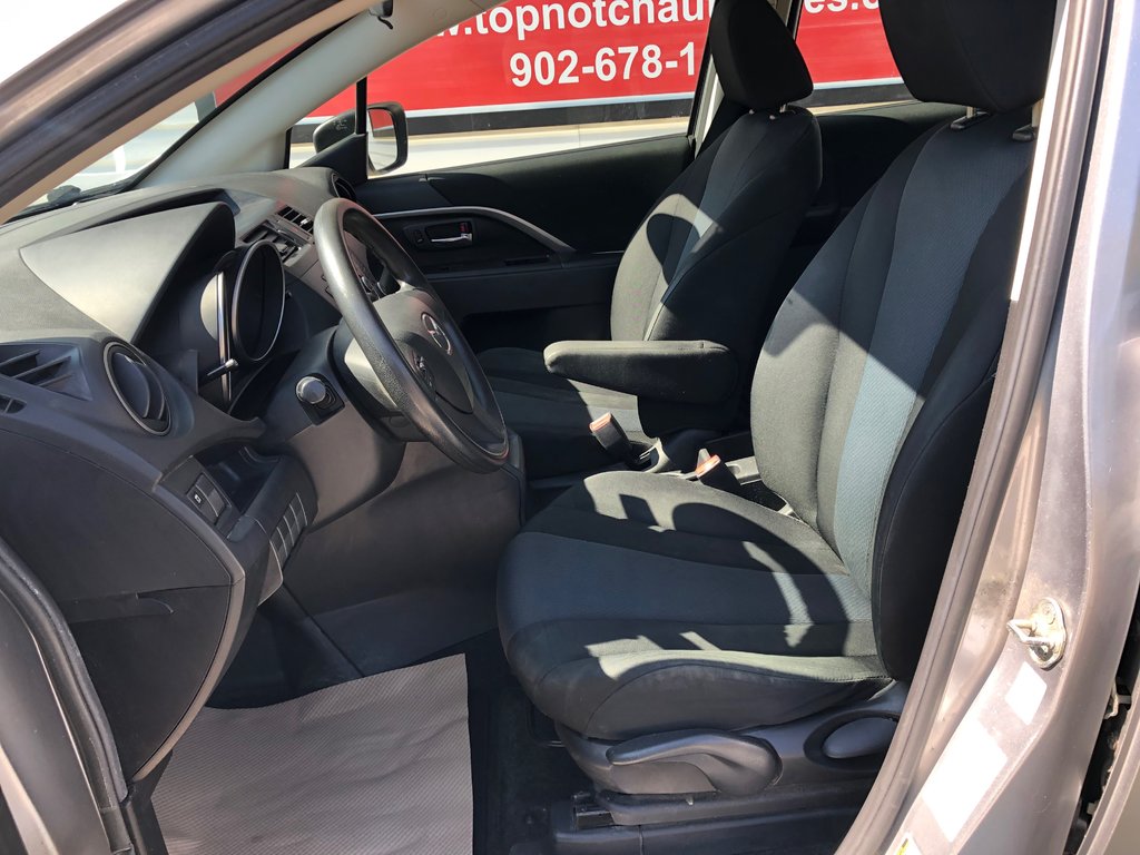 2014 Mazda 5 GS, CD Player, AM/FM Radio, 6 Seats in COLDBROOK, Nova Scotia - 7 - w1024h768px