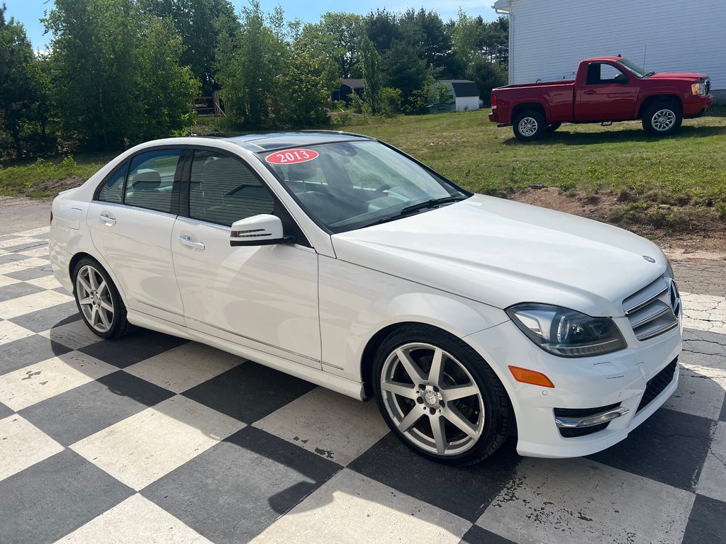 2013  C350 C 350 - AWD, Leather, Navigation, Heated seats, AC in COLDBROOK, Nova Scotia - 3 - w1024h768px