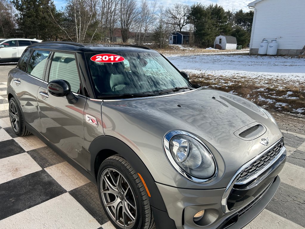 2017  Cooper Clubman S - ALL4, 6SPD, Aftermarket rims, Leather in Kentville, Nova Scotia - 3 - w1024h768px