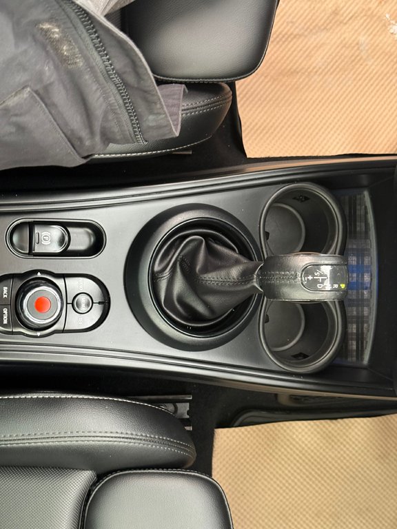 2018 MINI COUNTRYMAN Cooper S, keyless entry, bucket seats, heated seat in Kentville, Nova Scotia - 14 - w1024h768px