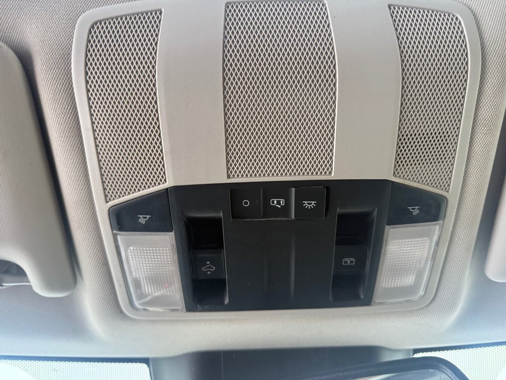 2019 Mitsubishi ECLIPSE CROSS GT, Keyless entry, remote start, backup camera in Kentville, Nova Scotia - 13 - w1024h768px