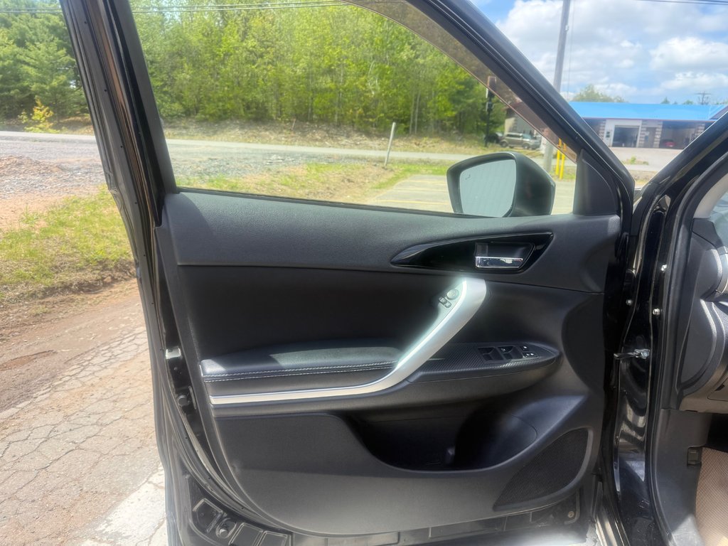 2019 Mitsubishi ECLIPSE CROSS SE, keyless entry, Cruise control, Bluetooth in Kentville, Nova Scotia - 7 - w1024h768px