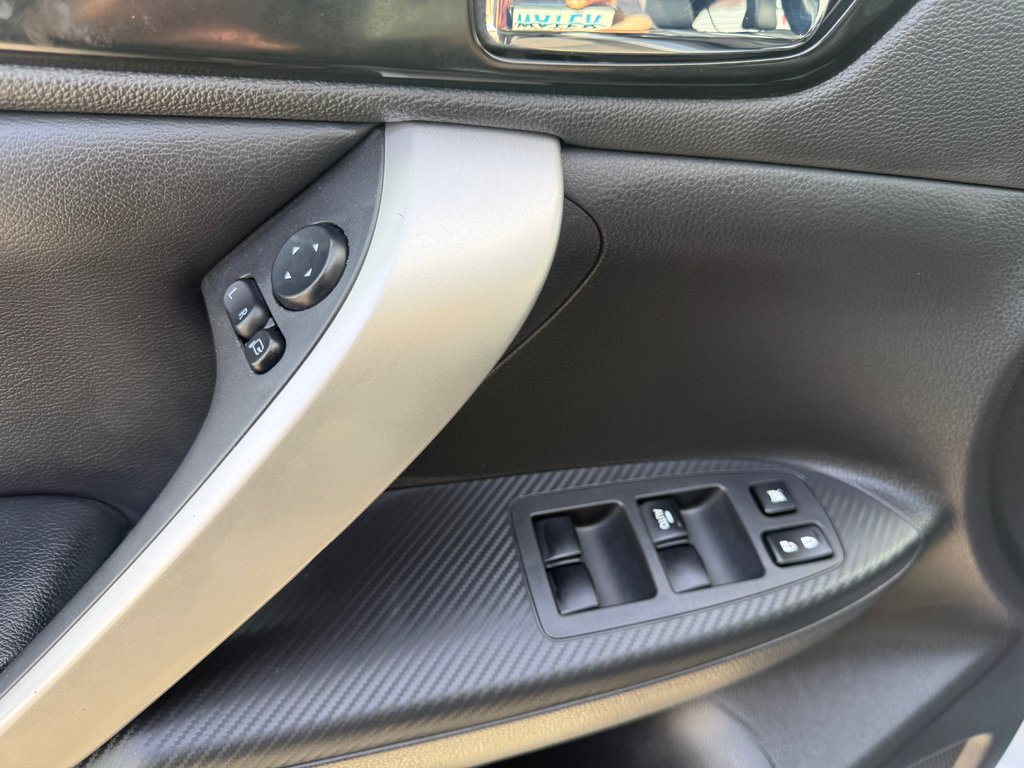 2020 Mitsubishi Eclipse Cross GT, keyless entry, backup camera, Bluetooth in COLDBROOK, Nova Scotia - 8 - w1024h768px