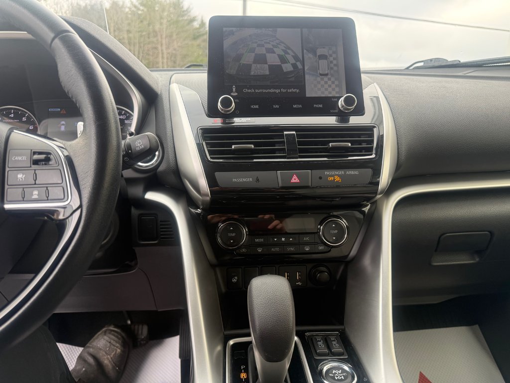 2022 Mitsubishi Eclipse Cross GT, keyless entry, backup camera, Bluetooth in Kentville, Nova Scotia - 12 - w1024h768px