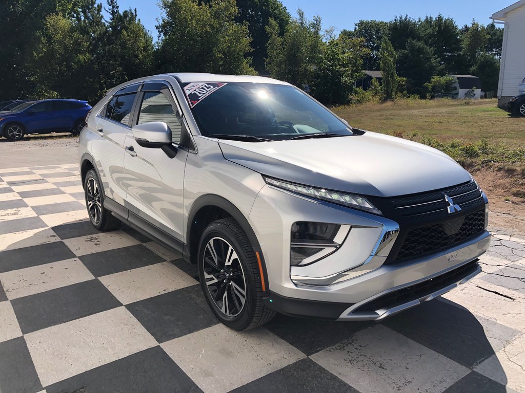 2023  ECLIPSE CROSS Se s-awd, cruise, reverse cam, dual climate zones in Kentville, Nova Scotia - 3 - w1024h768px