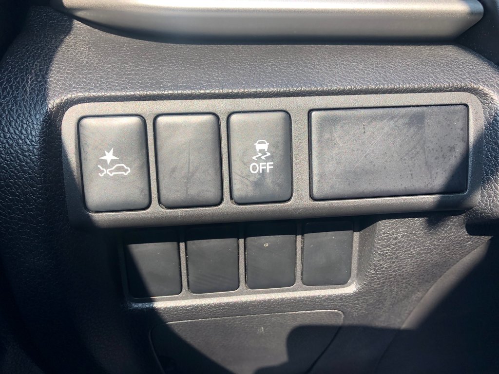 2023 Mitsubishi ECLIPSE CROSS Carbon - hands free, reverse cam, cruise control in Kentville, Nova Scotia - 9 - w1024h768px