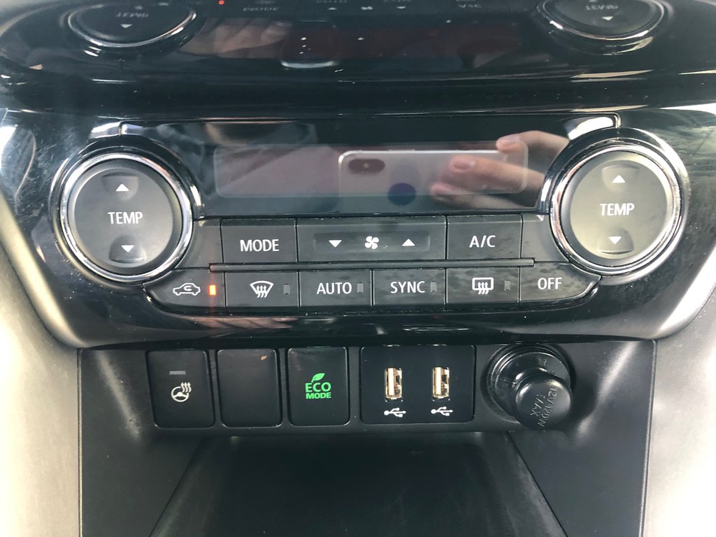 2023 Mitsubishi ECLIPSE CROSS Carbon - hands free, reverse cam, cruise control in Kentville, Nova Scotia - 15 - w1024h768px