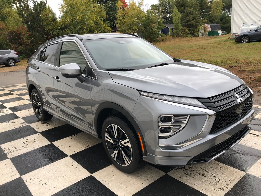 2024  ECLIPSE CROSS GT in Kentville, Nova Scotia - 3 - w1024h768px