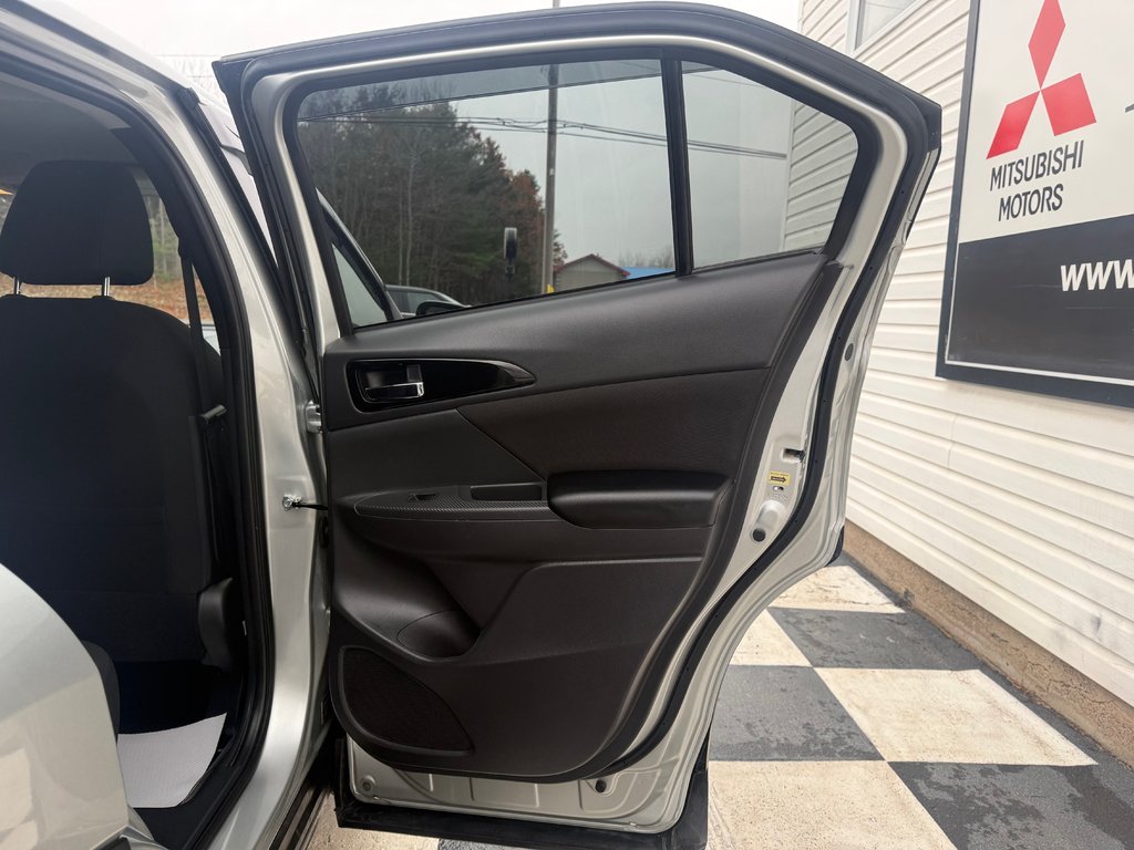 2024 Mitsubishi Eclipse Cross SE, Keyless entry, backup cam, heated seats in Kentville, Nova Scotia - 18 - w1024h768px