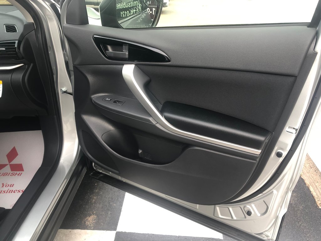 2025 Mitsubishi ECLIPSE CROSS ES S-AWC in Kentville, Nova Scotia - 23 - w1024h768px