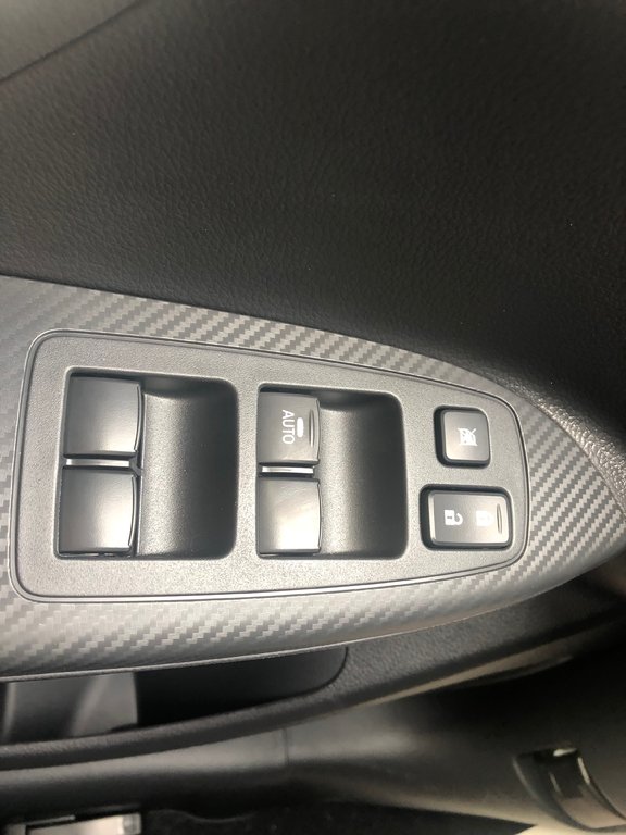 2025 Mitsubishi ECLIPSE CROSS ES S-AWC in Kentville, Nova Scotia - 9 - w1024h768px