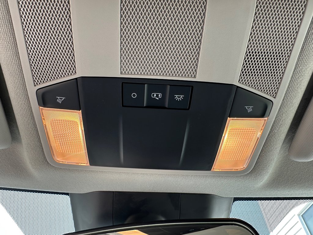 2025 Mitsubishi ECLIPSE CROSS SE S-AWC in Kentville, Nova Scotia - 18 - w1024h768px
