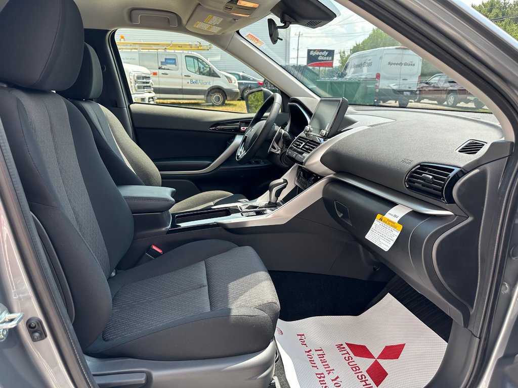 2025 Mitsubishi ECLIPSE CROSS SE S-AWC in Kentville, Nova Scotia - 26 - w1024h768px