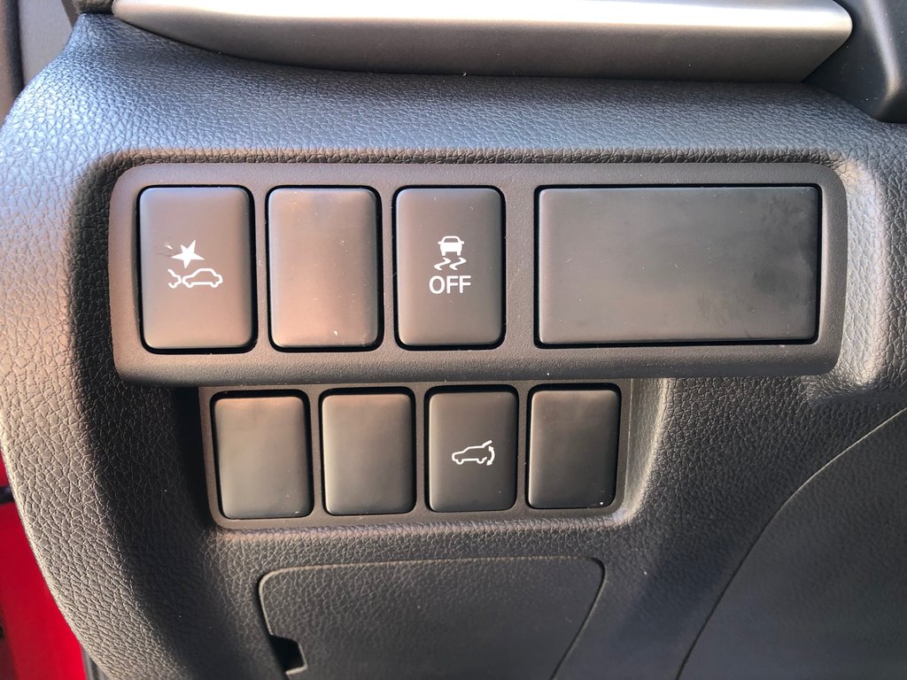 2025 Mitsubishi ECLIPSE CROSS SE S-AWC in Kentville, Nova Scotia - 9 - w1024h768px