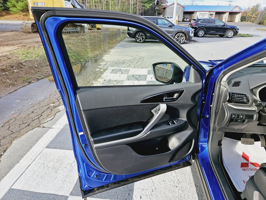 2026 Mitsubishi Eclipse Cross SE S-AWC in Kentville, Nova Scotia - 7 - w1024h768px
